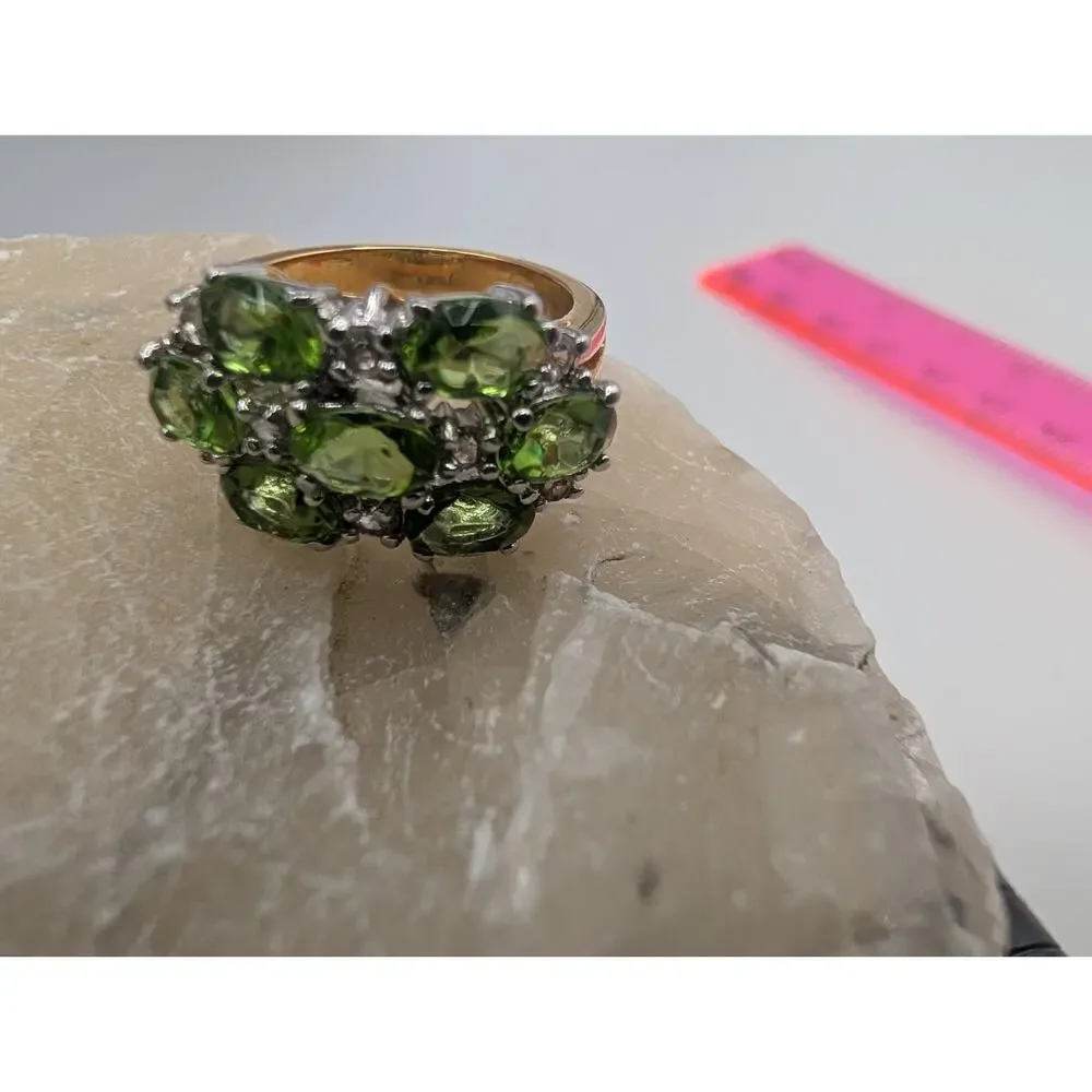 Stunning Green Peridot Cluster Ring Gold Tone & Silver Tone Fashion Jewelry sz 7